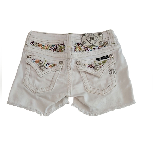 Miss Me Other - Miss Me Girl’s White Floral Embellished Denim Cut Off Shorts Size 10